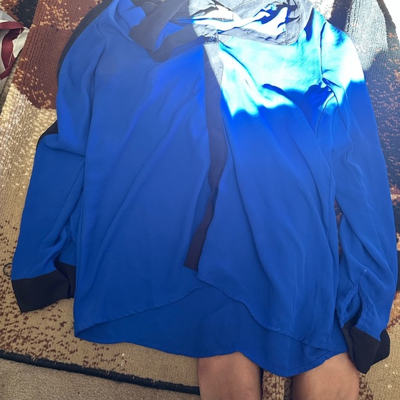 Button down Blouse - Picture 4 of 4